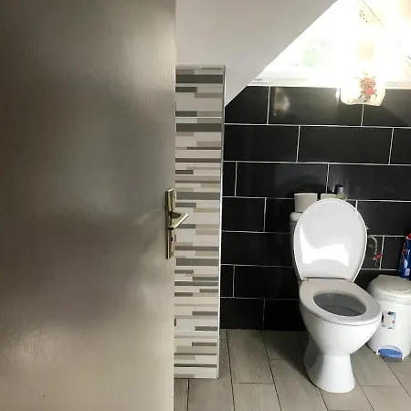 Jardin דירה לורדה